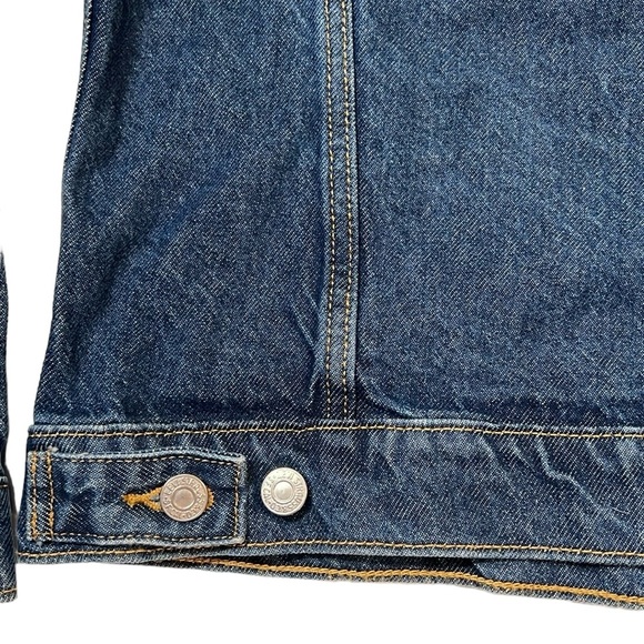 NWOT Levi's Original Trucker Jacket - Picture 11 of 16
